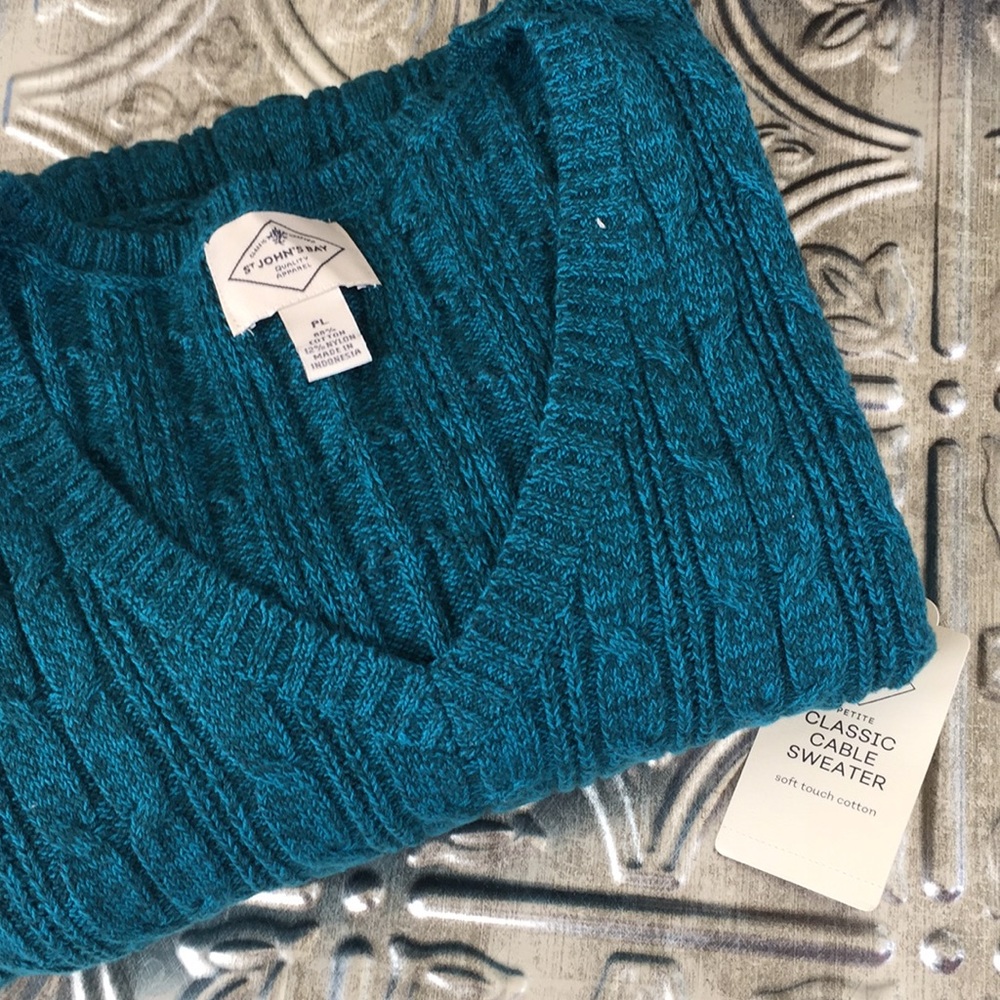 Teal Cable Knit 🧶 Sweater